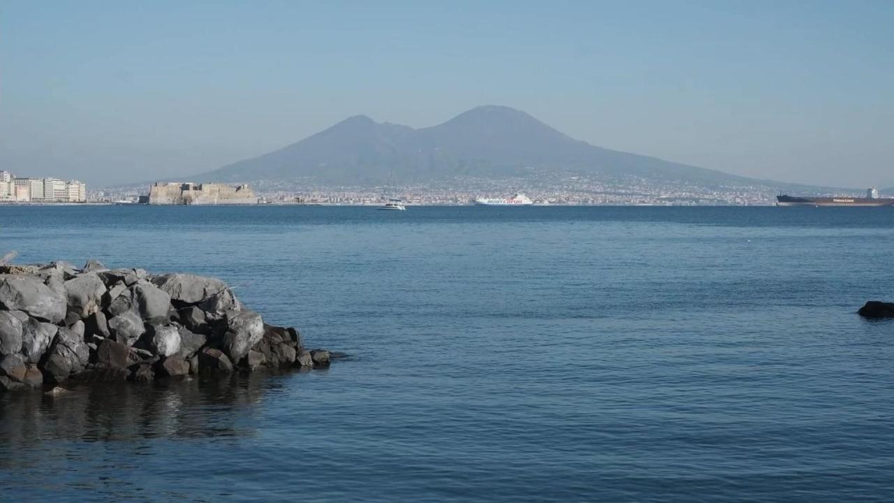 Вилла Casa Tolentino Al Centro Di Napoli Экстерьер фото