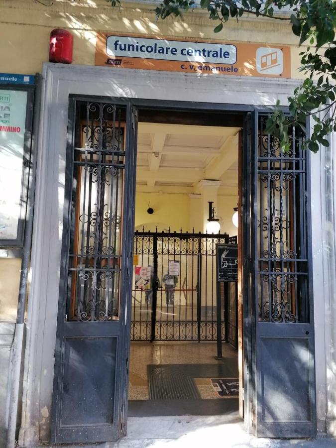 Вилла Casa Tolentino Al Centro Di Napoli Экстерьер фото